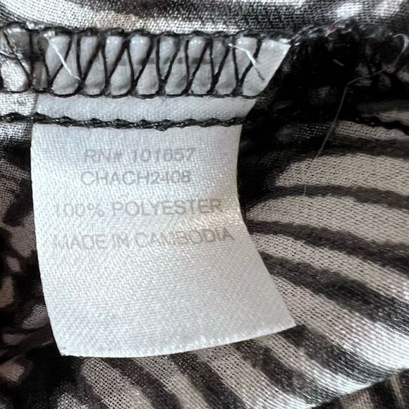 Black and white long sleeve abstract print backless peplum top size small - Picture 6 of 6